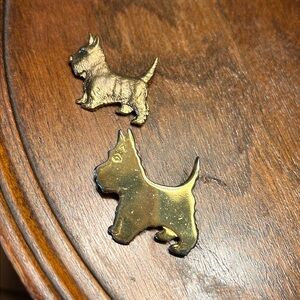 Set/2 Scottie Westie dog pins brooch gold clasp